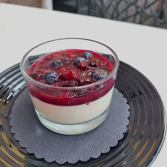 Panna cotta frutti di bosco 5